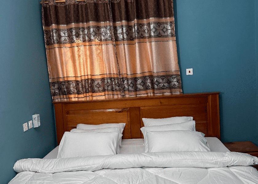Central Region Mankessim Deluxe - 1 King Bed
