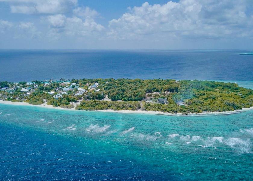 Noonu Atoll Fodhdhoo Surrounding environment