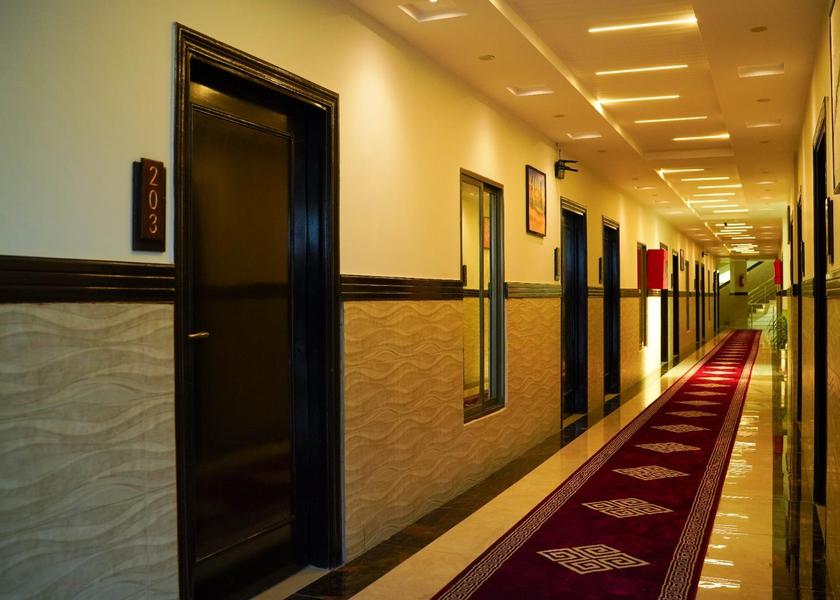 Khyber Pakhtunkhwa Peshawar Business center