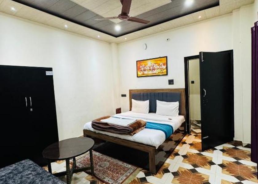 Uttarakhand Almora Family Room