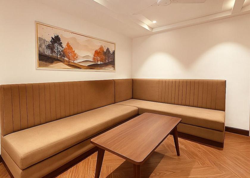 Madhya Pradesh Indore Room