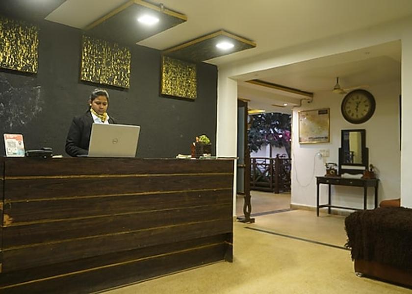 Madhya Pradesh Pachmarhi Public Areas