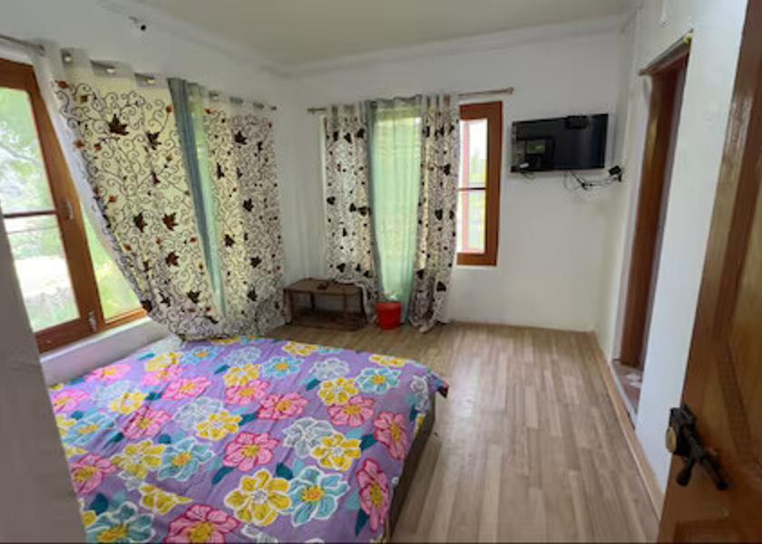 Jammu and Kashmir Pahalgam Hotel View