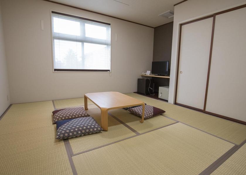 Akita Misato Public Areas