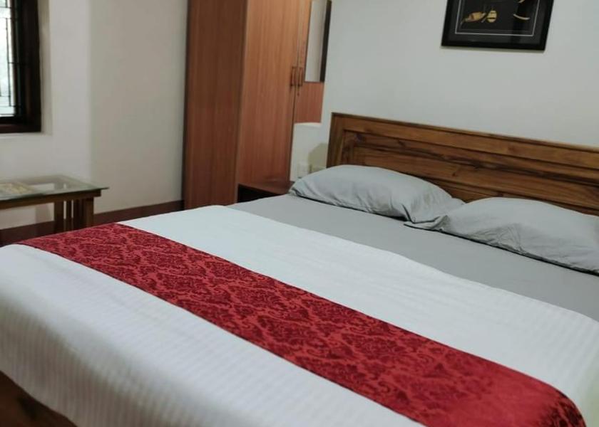 Kerala Kannur Queen Suite