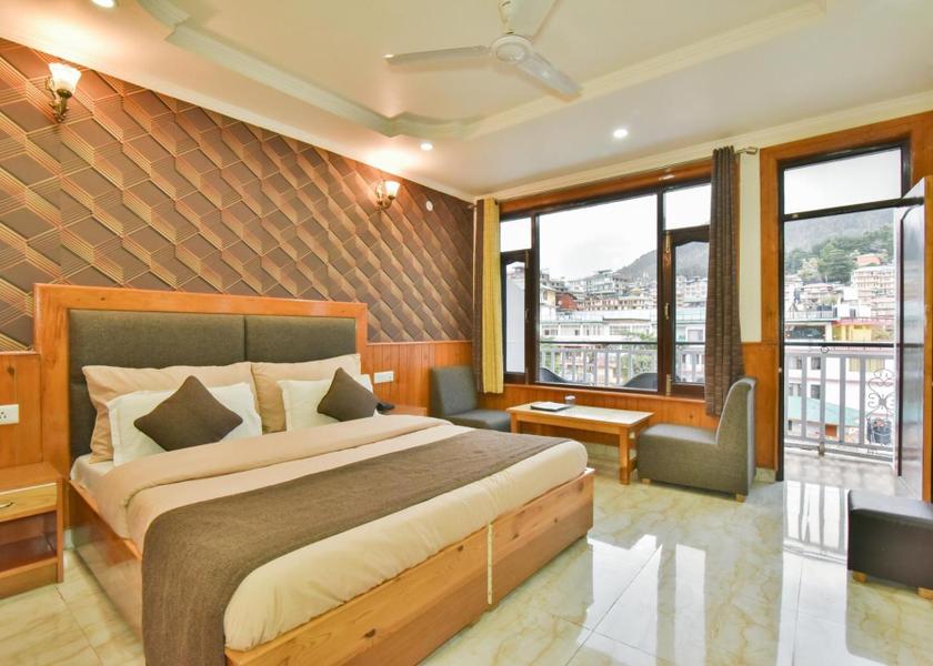 Himachal Pradesh Dharamshala Superior Room