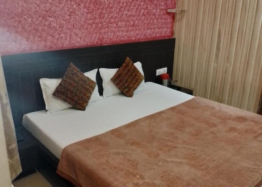 Uttar Pradesh Mathura Super Deluxe Air Conditioining Room
