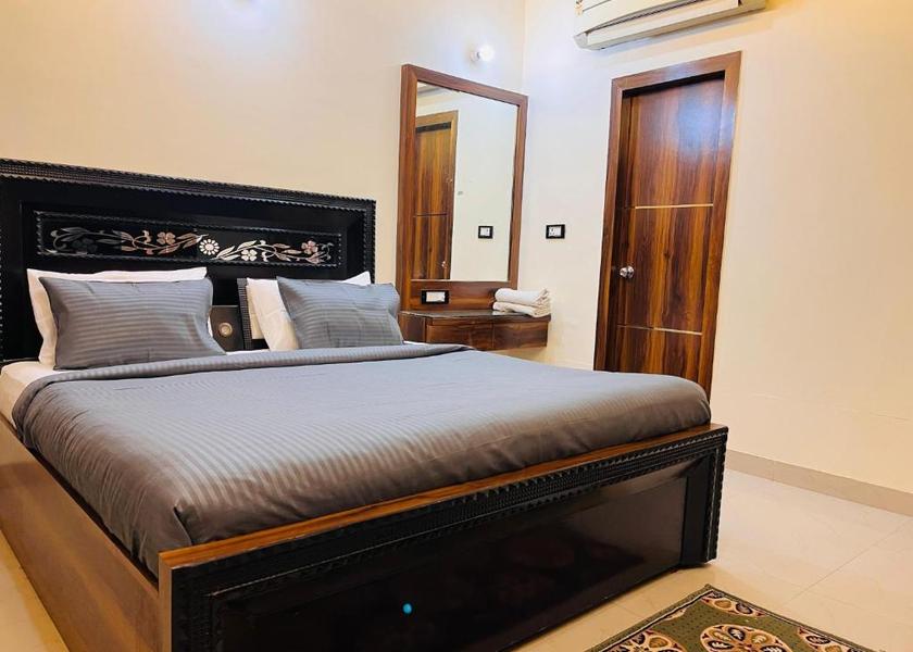 Uttar Pradesh Agra Deluxe Air Conditioning Room