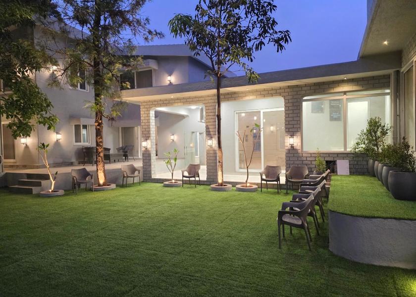 Maharashtra Lonavala Garden
