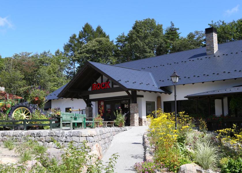 Yamanashi Hokuto Shops