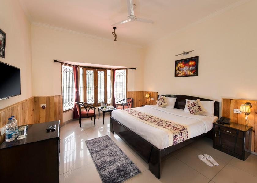 Uttarakhand Bhimtal Bedroom