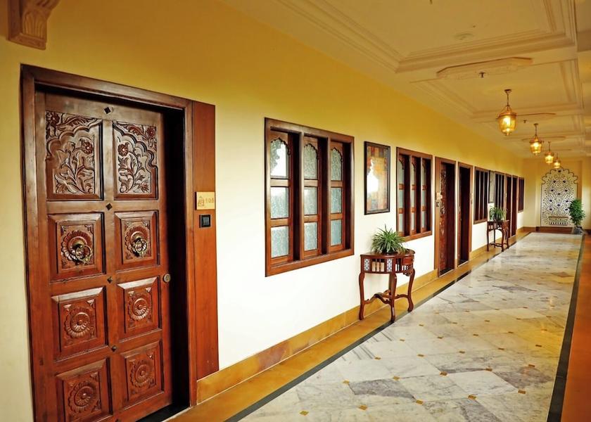 Maharashtra Juchandra Living area