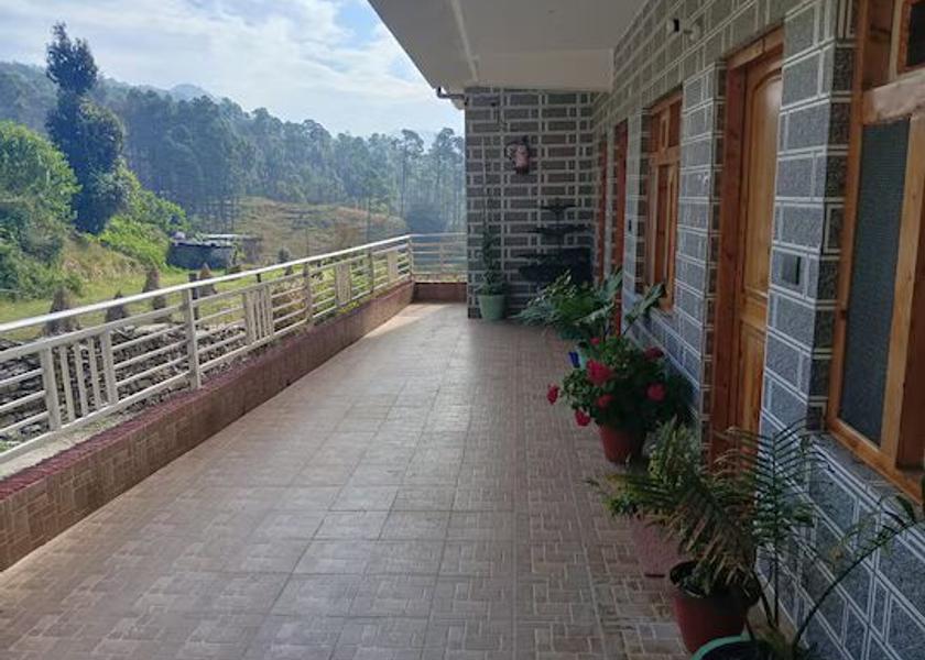 Uttarakhand Binsar Double Room