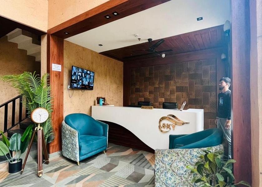 Uttar Pradesh Lucknow Public Areas
