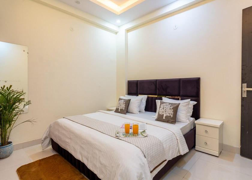 Uttar Pradesh Ghaziabad Three Bedroom - Entire House