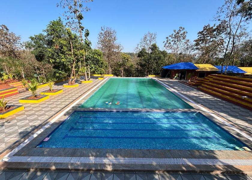 Maharashtra Ratnagiri Swimming pool [outdoor]