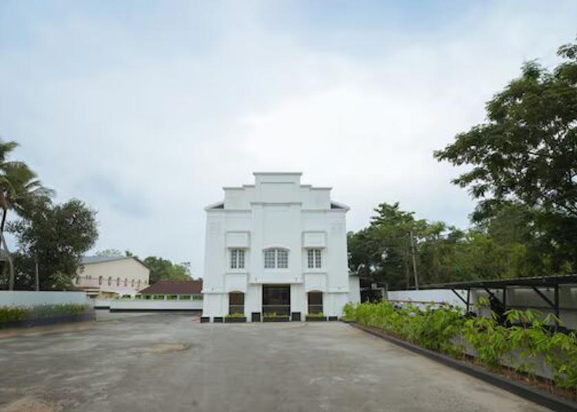 Kerala Alleppey Hotel Exterior