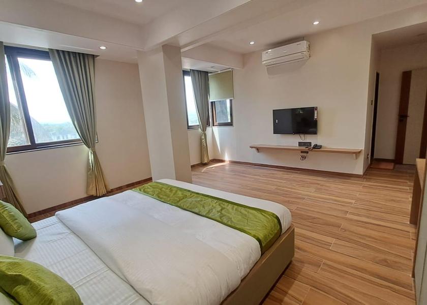 Maharashtra Satara Family Suite