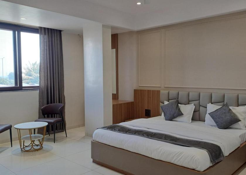 Maharashtra Satara Super Deluxe City View Room