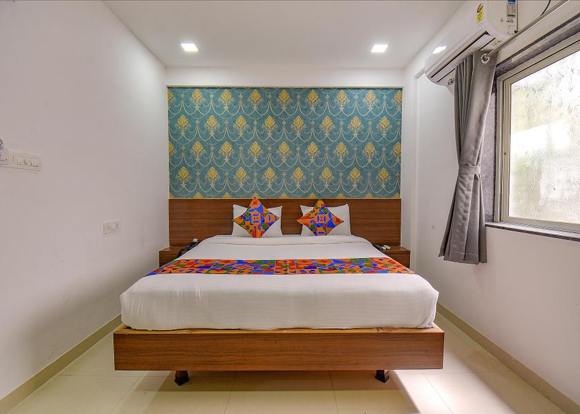 Maharashtra Pune Suite Room