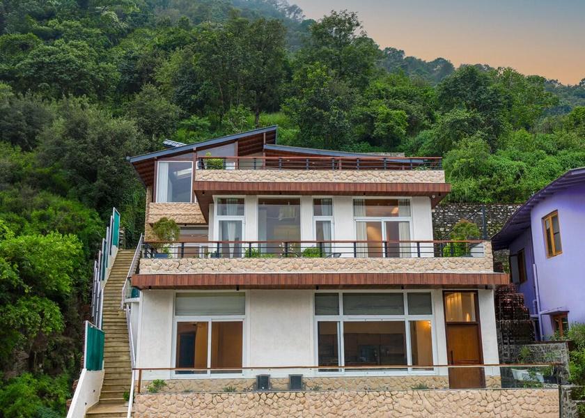 Uttarakhand Nainital Hotel Exterior