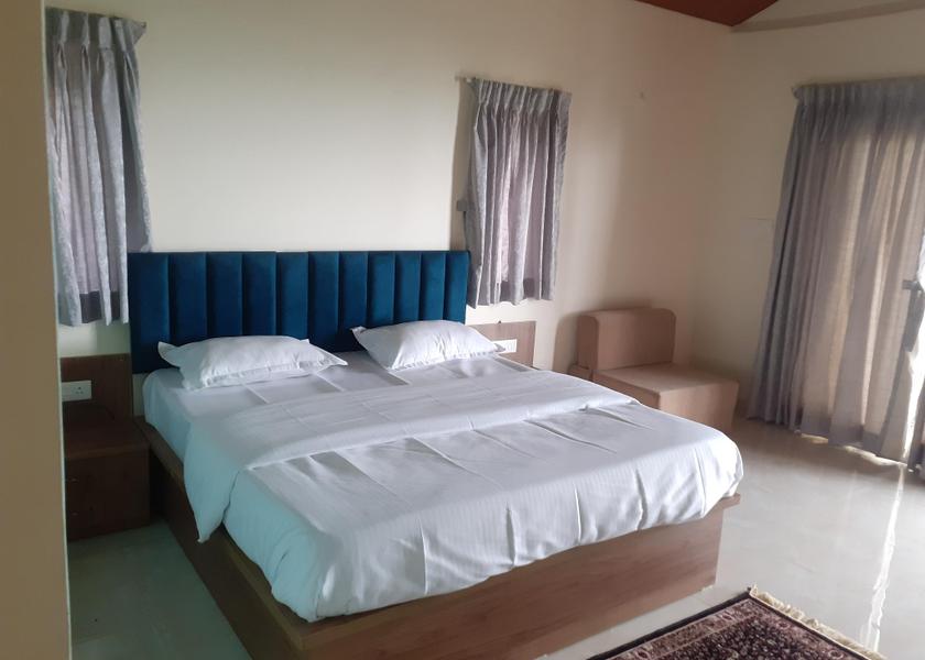 Maharashtra Mahabaleshwar Deluxe Cottage