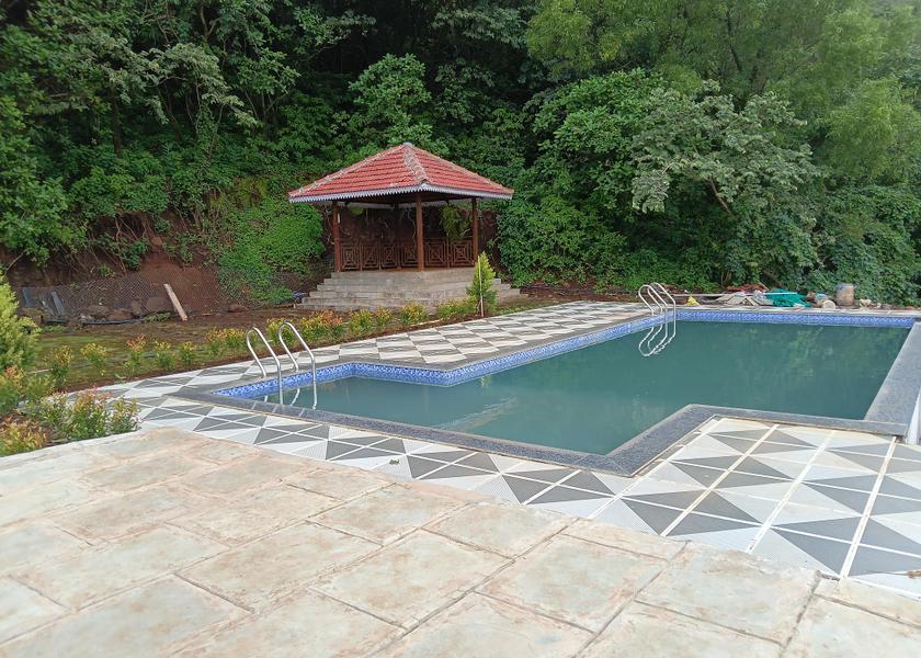 Maharashtra Mahabaleshwar Deluxe Cottage
