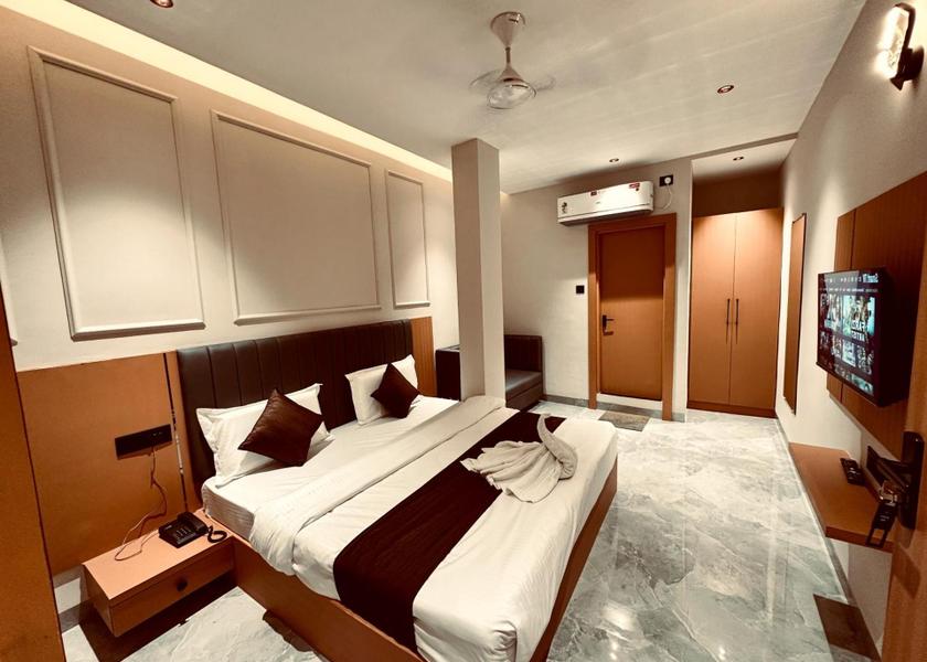 Madhya Pradesh Bhopal Deluxe Room