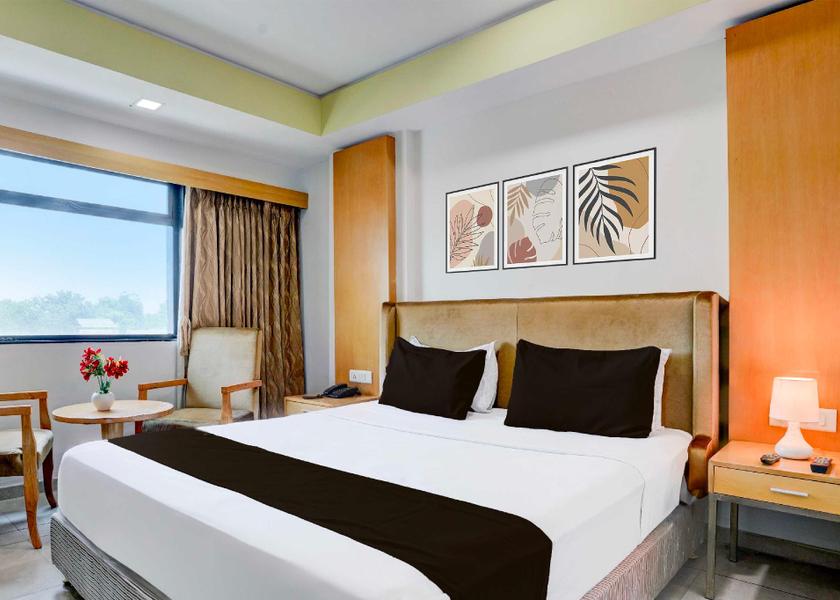 Gujarat Anand Classic Triple Room