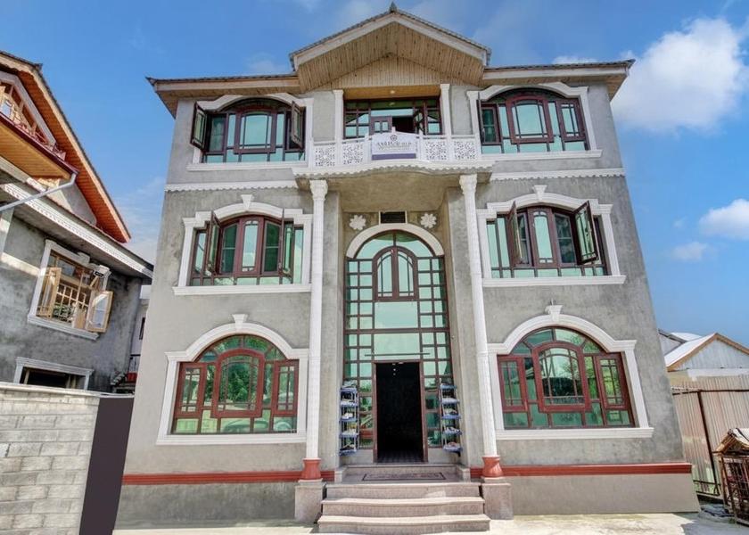 Jammu and Kashmir Srinagar Exterior view