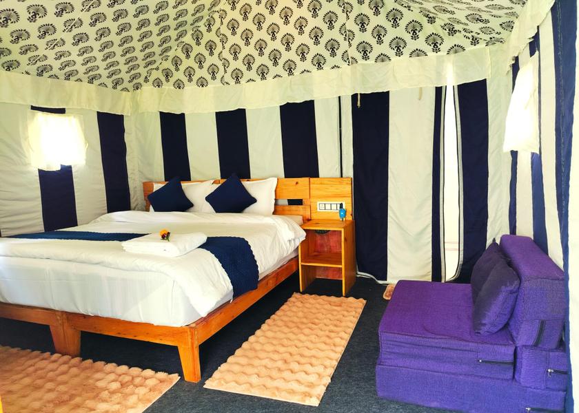Uttarakhand Nainital Bed