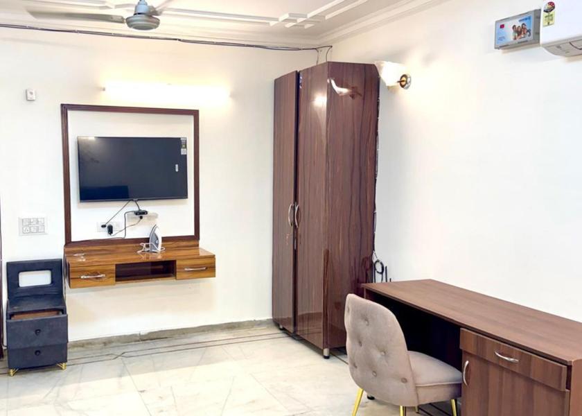 Delhi Delhi Public Areas
