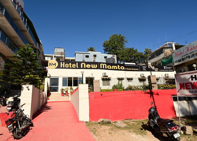 Rajasthan Mount Abu Parking lot
