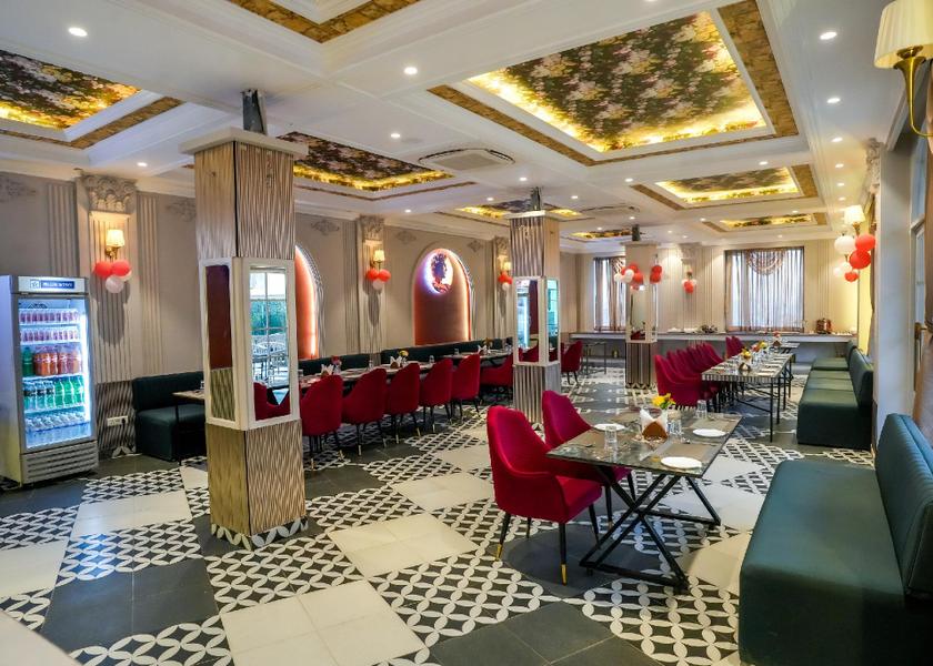 Uttar Pradesh Prayagraj Food & Dining