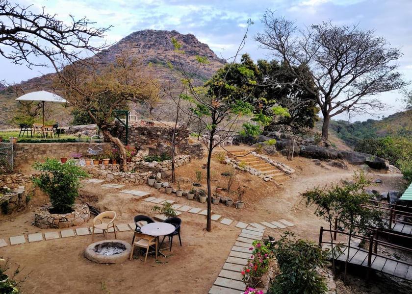 Rajasthan Mount Abu Garden