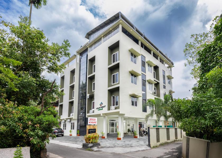 Kerala Kozhikode Hotel Exterior