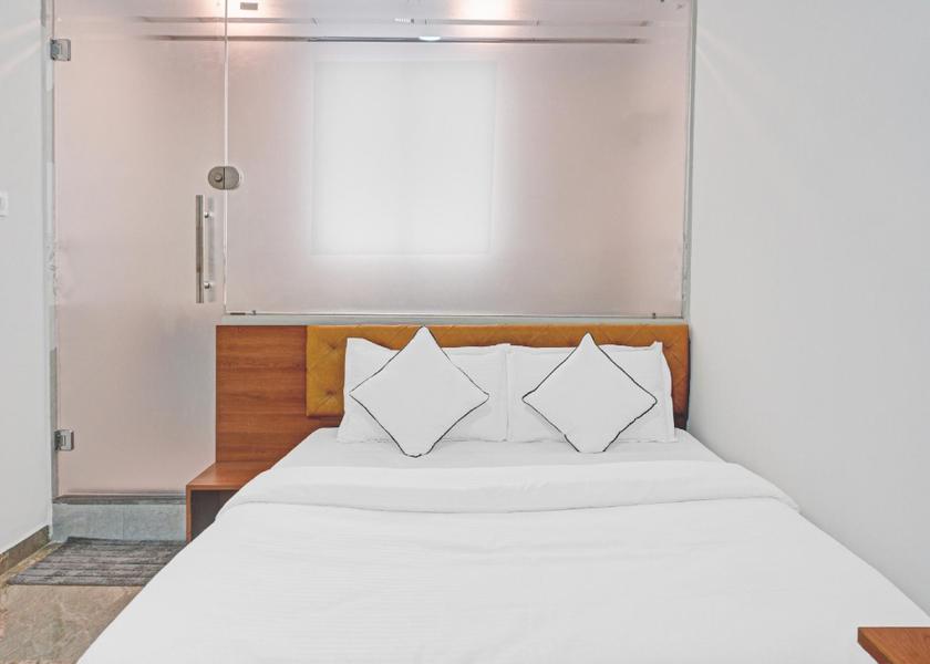 Gujarat Surat Standard Room