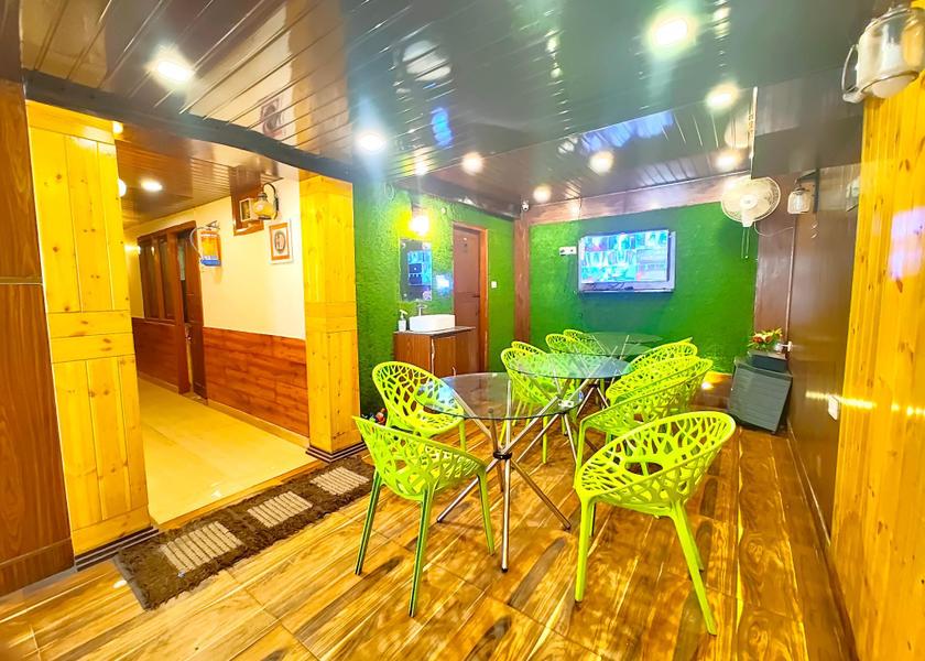Uttarakhand Nainital Interior view