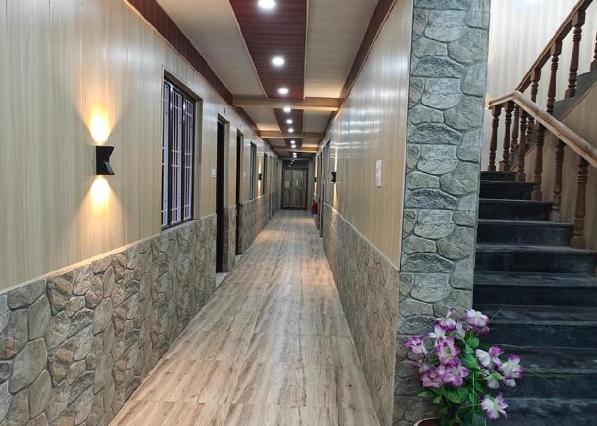 Uttarakhand Badrinath Lobby