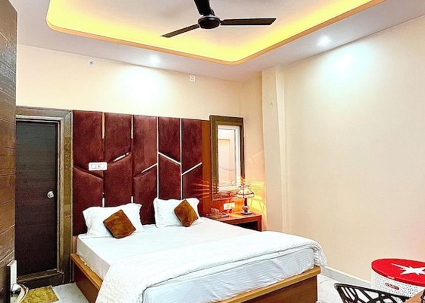 Madhya Pradesh Orchha Room