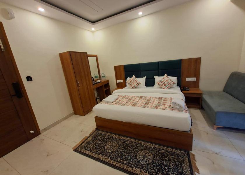 Uttarakhand Rishikesh Bedroom