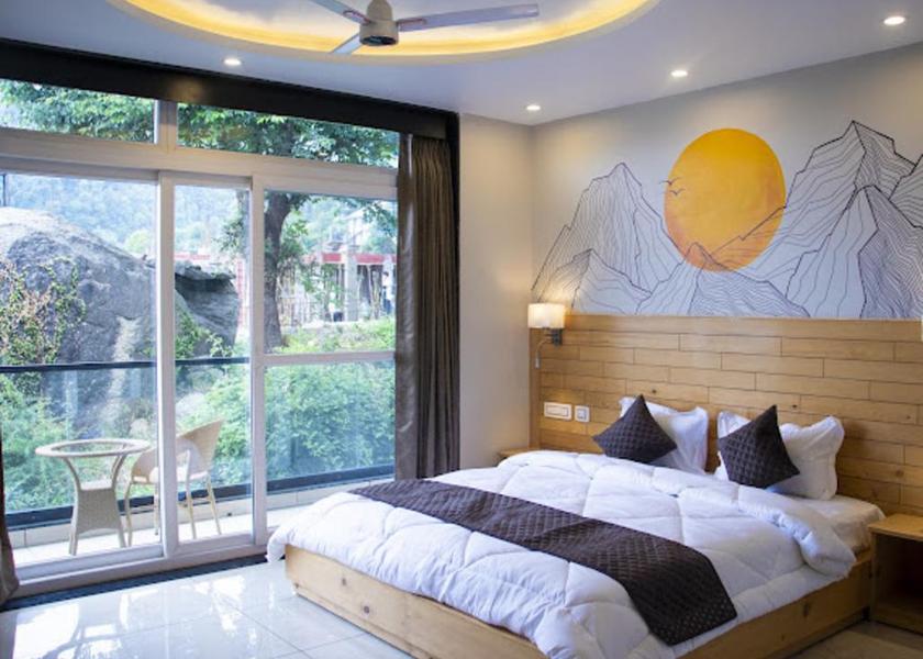 Himachal Pradesh Dharamshala Studio With Kitchenette