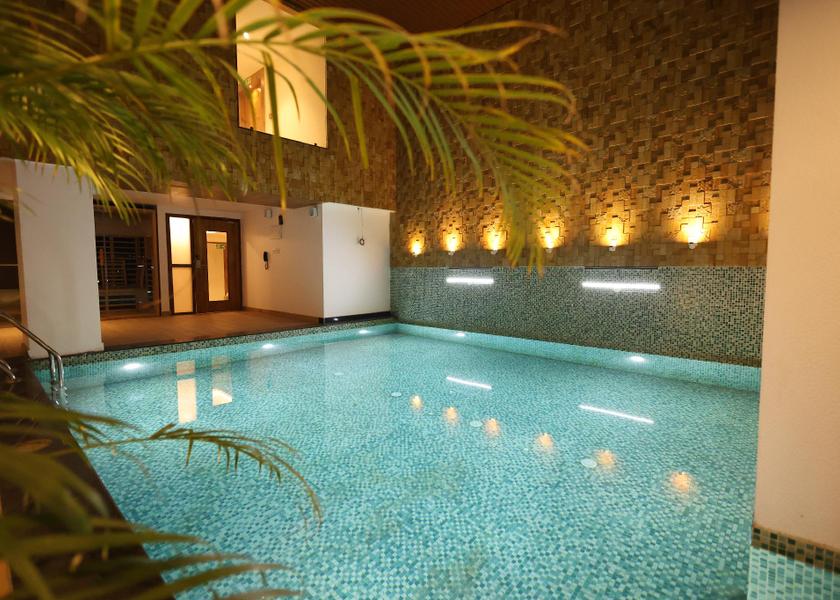 West Bengal Kolkata Swimming pool