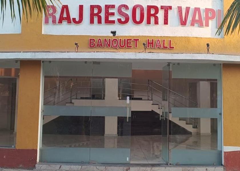 Gujarat Vapi Hotel Exterior