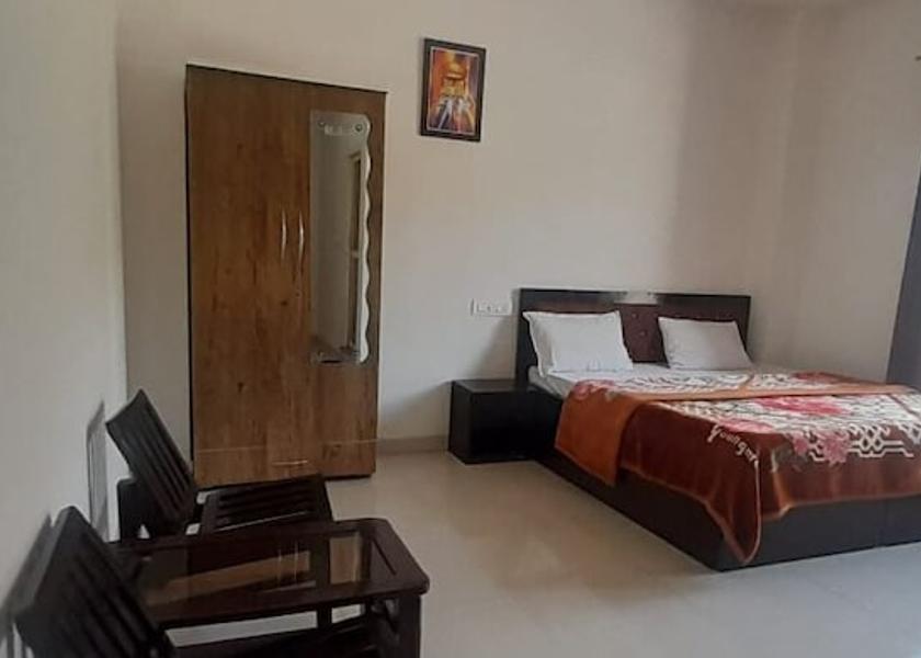 Himachal Pradesh Mandi Room