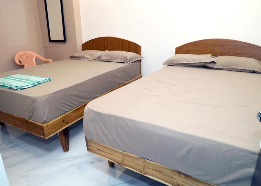 Tamil Nadu Tiruvannamalai Family Room