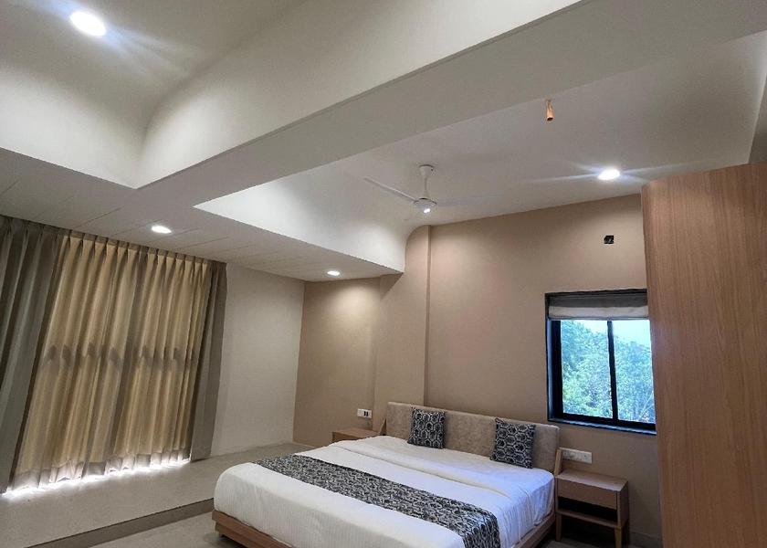 Gujarat Anand Deluxe