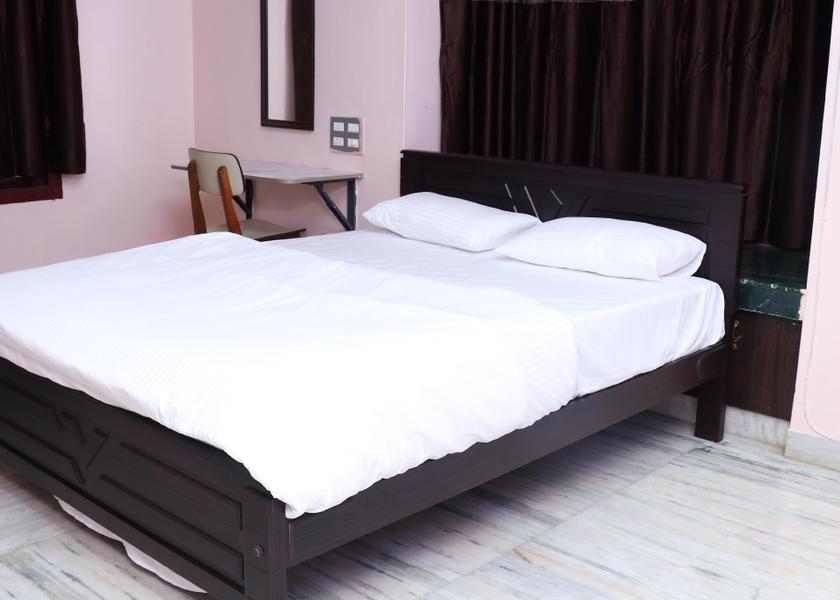 Tamil Nadu Madurai Deluxe