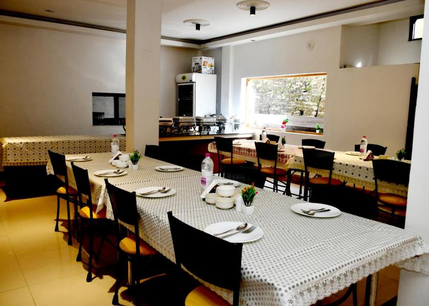 Uttarakhand Kausani Food & Dining