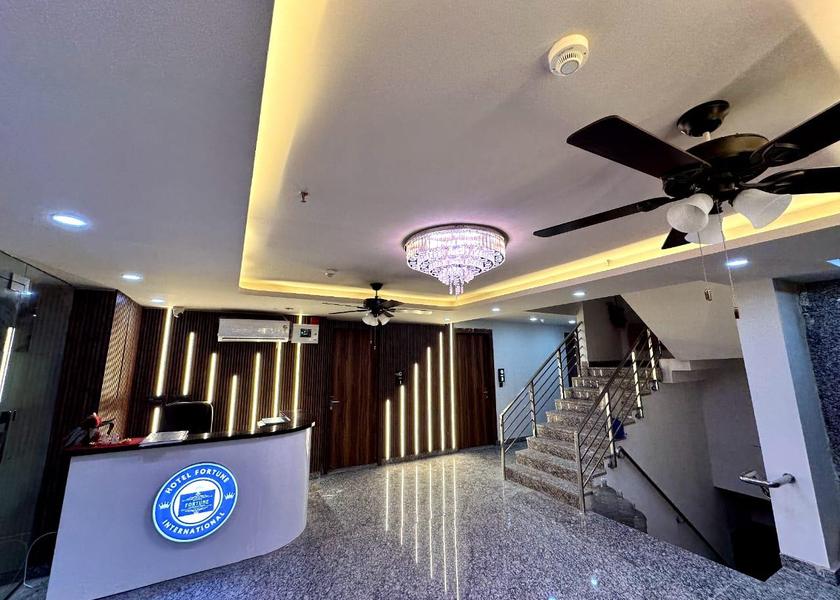 Uttar Pradesh Noida Public Areas